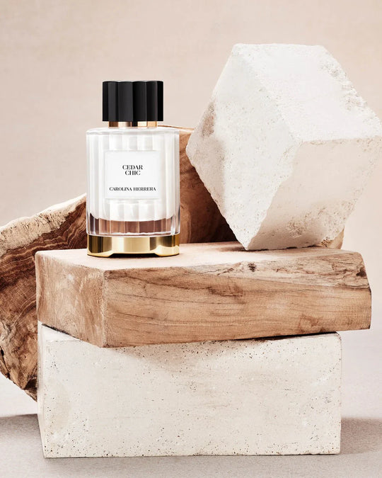 Cedar Chic Carolina Herrera Eau de Parfum Sample
