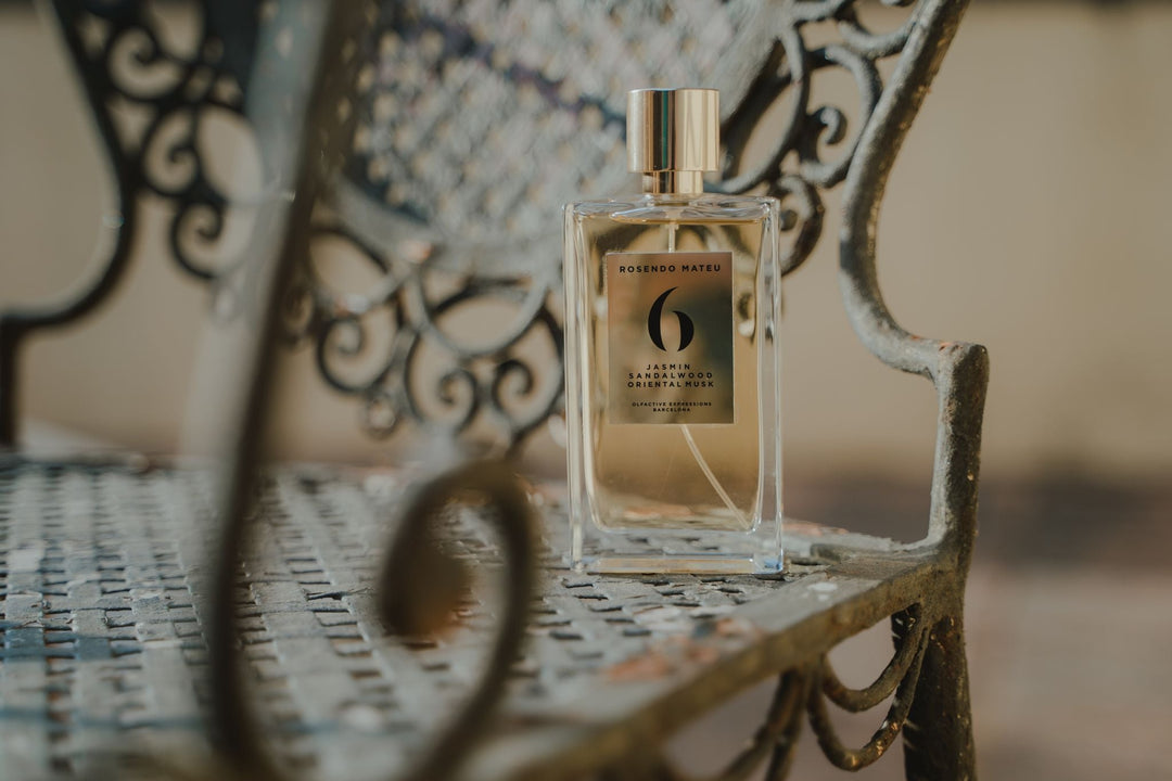 ROSENDO MATEU NO. 6 Jasmin, Sandalwood, Oriental Musk