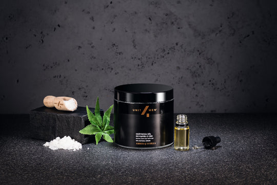 Unit4Men Nærende Badesalt med CBD Rav &amp; Vanilje 700g - Tuxedo.no
