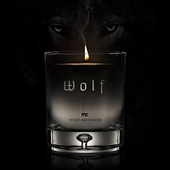 Wolf Luksuriøs Soya Duftlys 230 g | 8.1 oz.